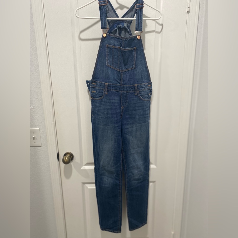 Old Navy denim overalls. Girls size 14/XL.